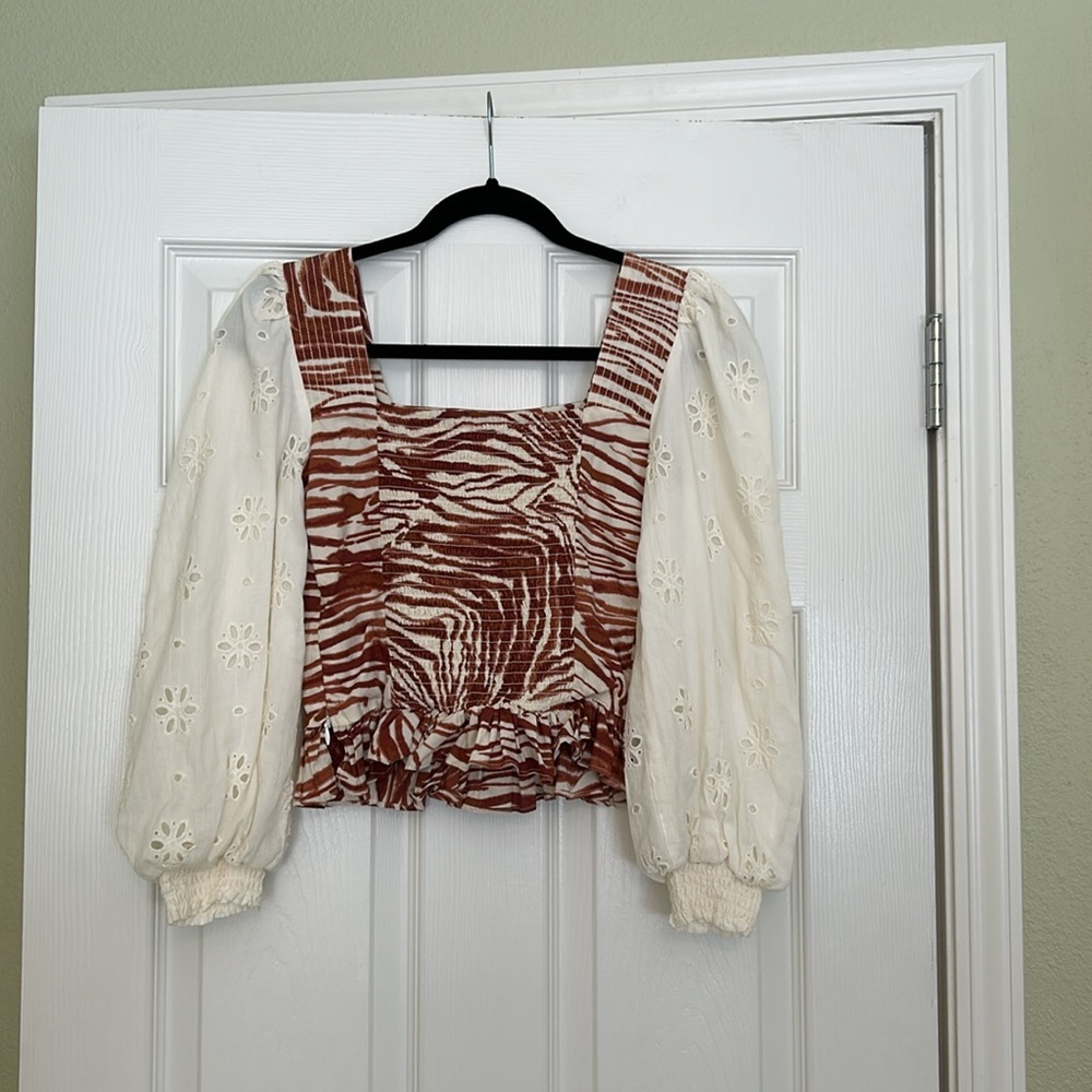 Love the Label Smocked Puff-Sleeve Blouse - Picture 7 of 13